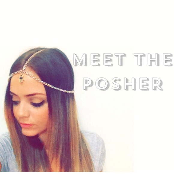 🌙 ᴄʜᴇʀʀʏ ᴏʟɪᴠɪᴀ 🌙 - Picture 1 of 5